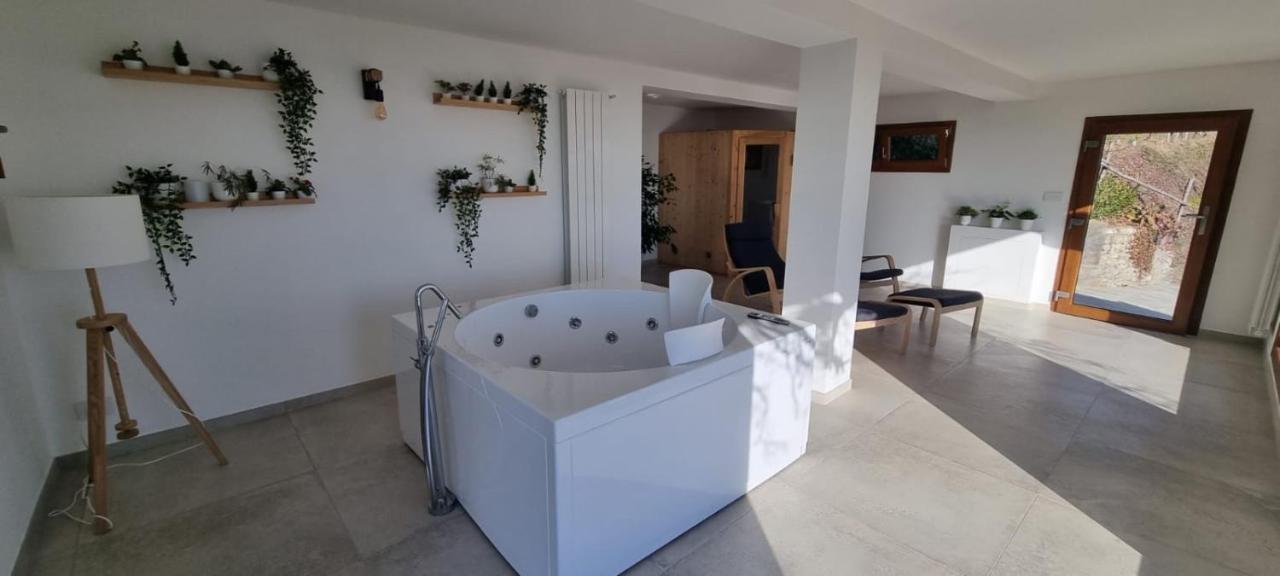 Chalet Sophie - Luxury Chalet Roletto Екстер'єр фото