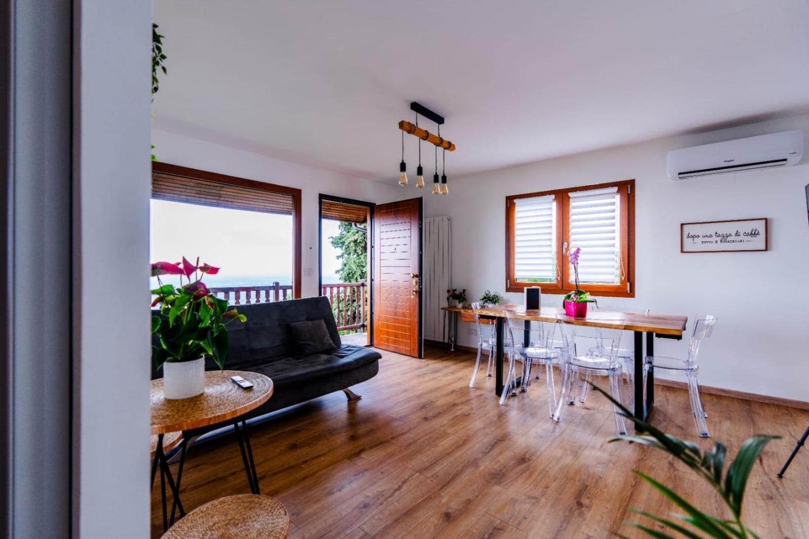 Chalet Sophie - Luxury Chalet Roletto Екстер'єр фото
