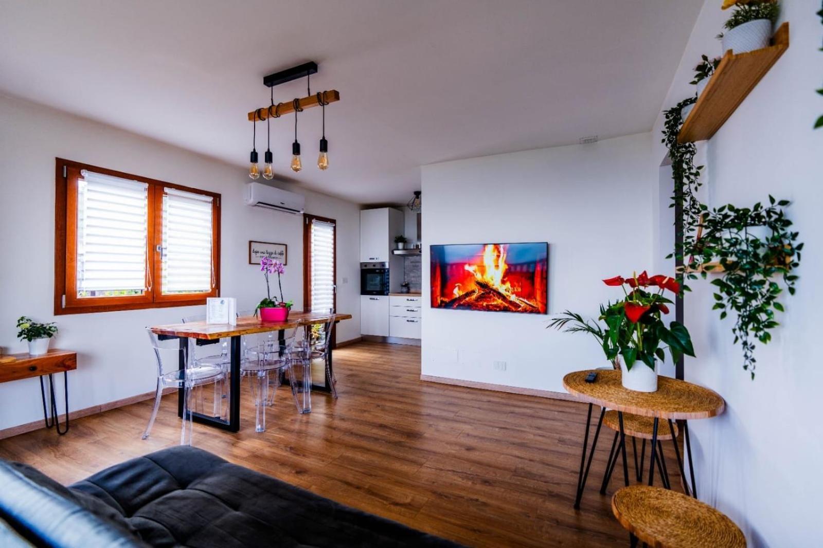 Chalet Sophie - Luxury Chalet Roletto Екстер'єр фото